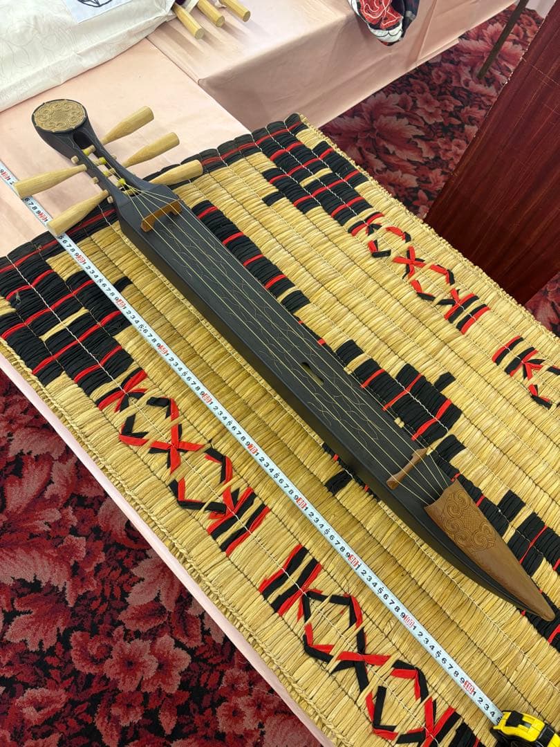 アイヌ　楽器　弦楽器　トンコリ　トンコリ工房イノンノ製　三味線弦　美品　五弦琴