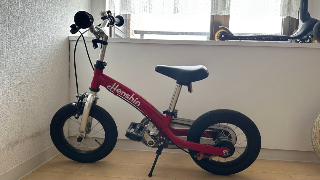 お正月限定割引！ へんしんばいく2 12インチ　赤色　レッド