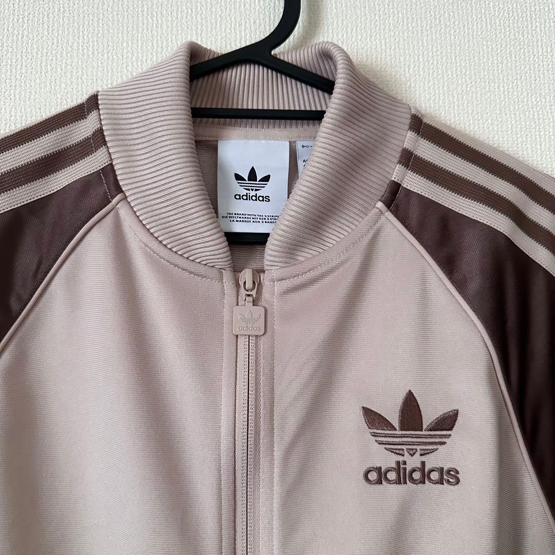 adidas トラックトップ