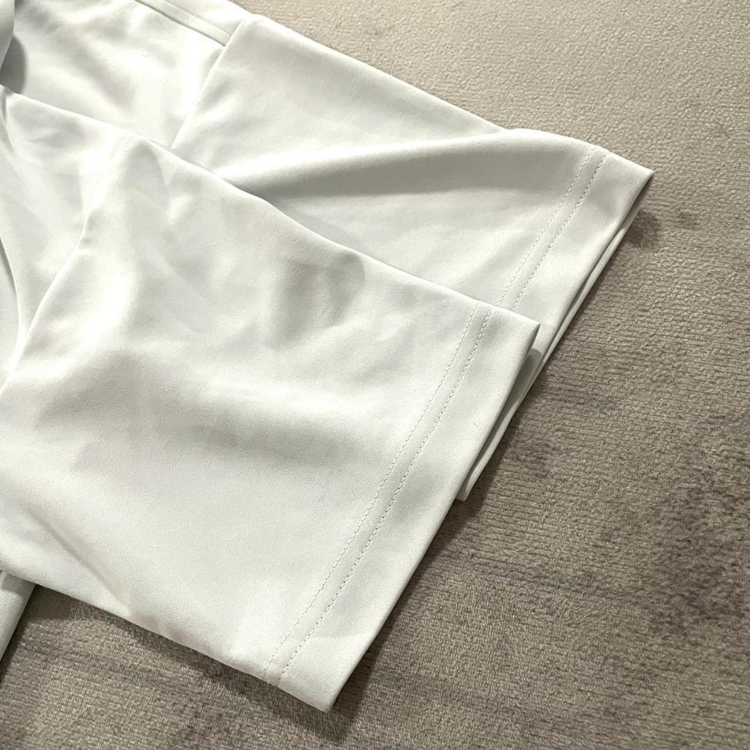 超美品 MARK&LONA 半袖モックネック 白 46