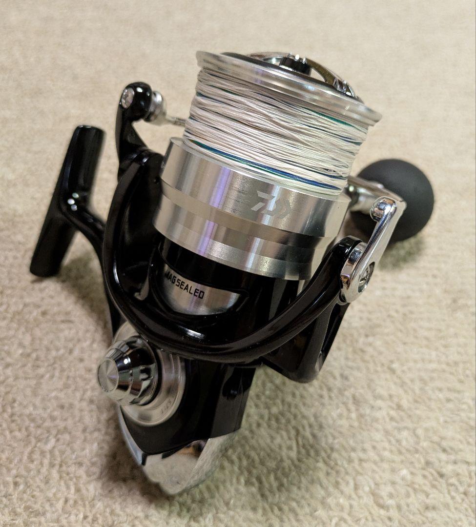 19レグザ LT6000D-H スピニングリール