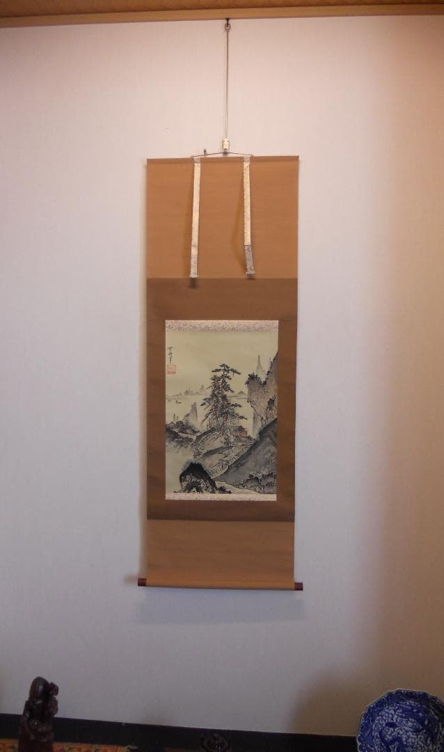掛け軸 雪舟 山水図 紙本 名品 複製 希少 軸装 茶道具 掛軸 新品 未使用