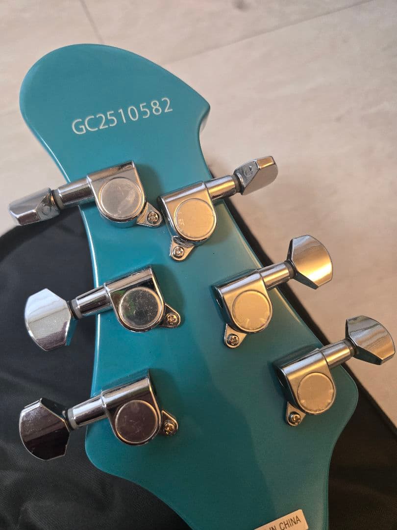 Grassroots G-STREAM-Miku エレキギター