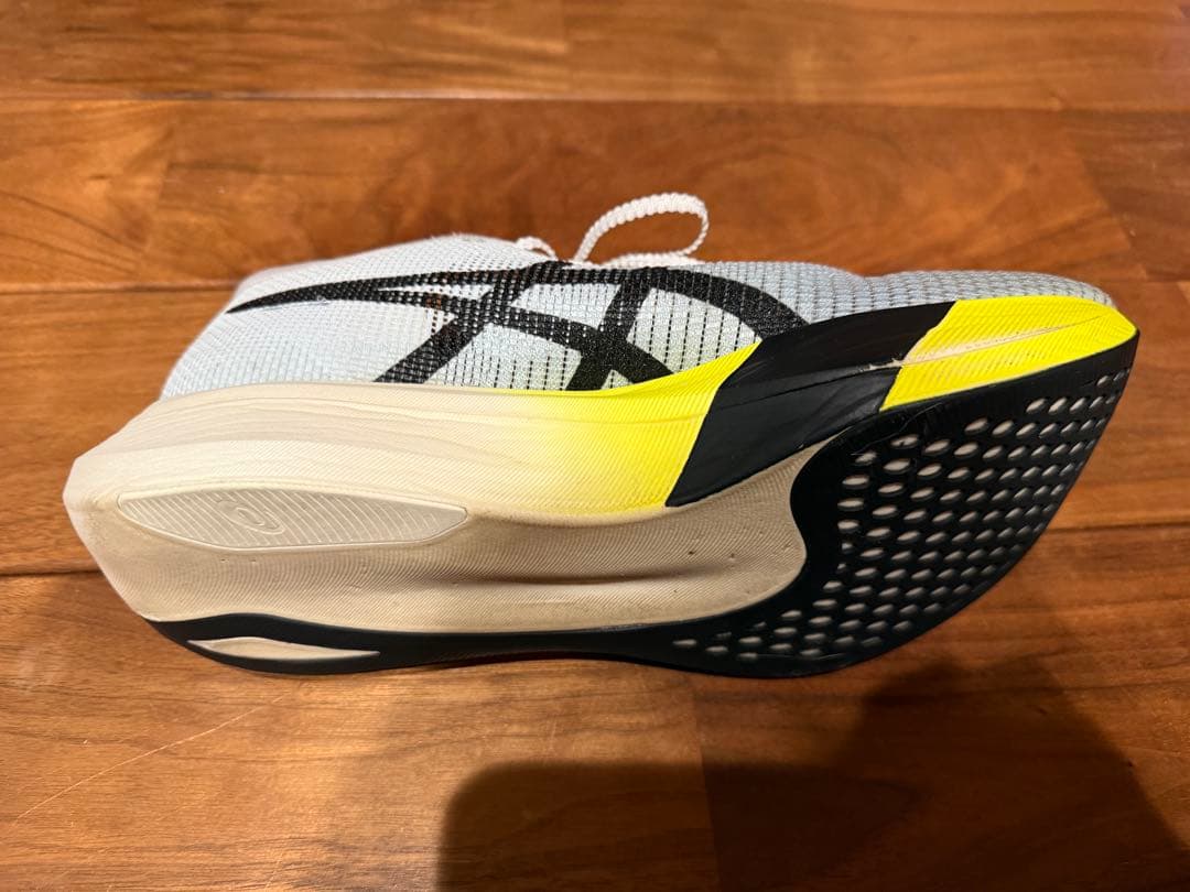 【中古】asicsメタスピードエッジパリ27.0cm