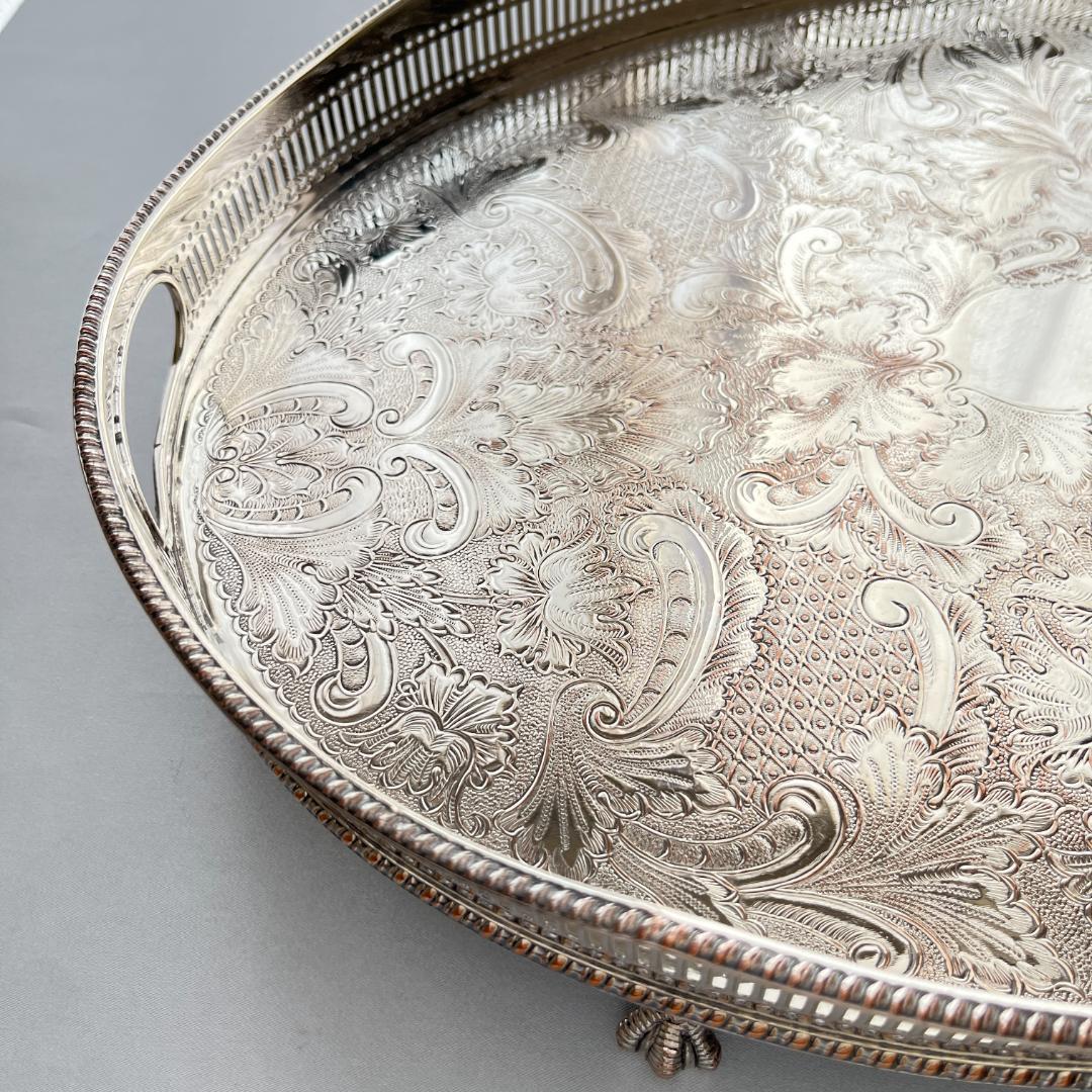 【英国】 ギャラリートレー オーバル型 45cm 　 装飾フット 大型