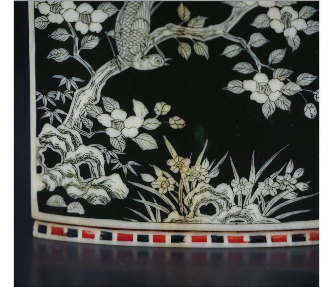 送料無料　『乾隆』款　細密彫　花鳥人物図鼻煙壺　72ｇ　中国古玩