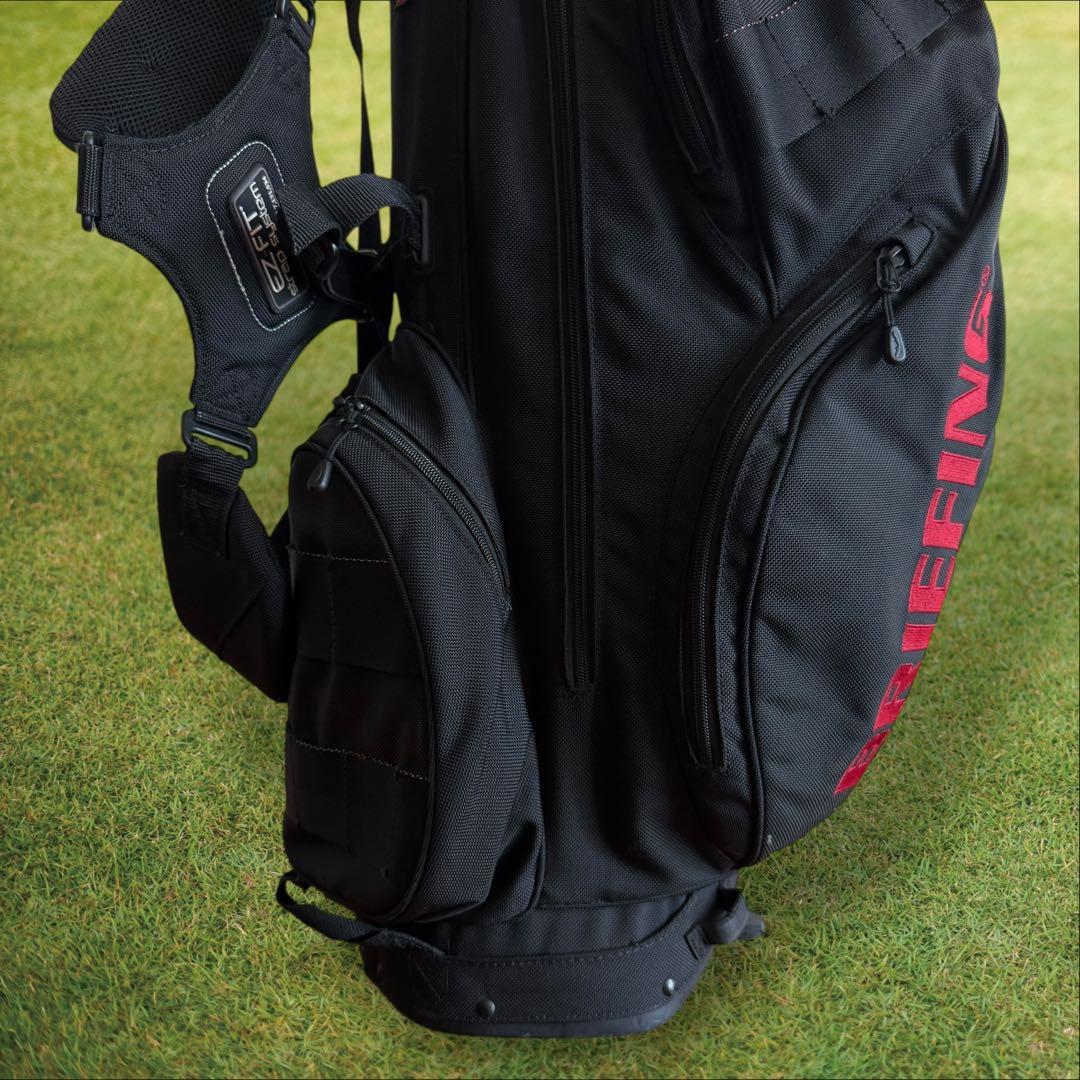 美品　ブリーフィングゴルフ　コラボ　サンマウンテン　キャディバッグ　スタンド　黒