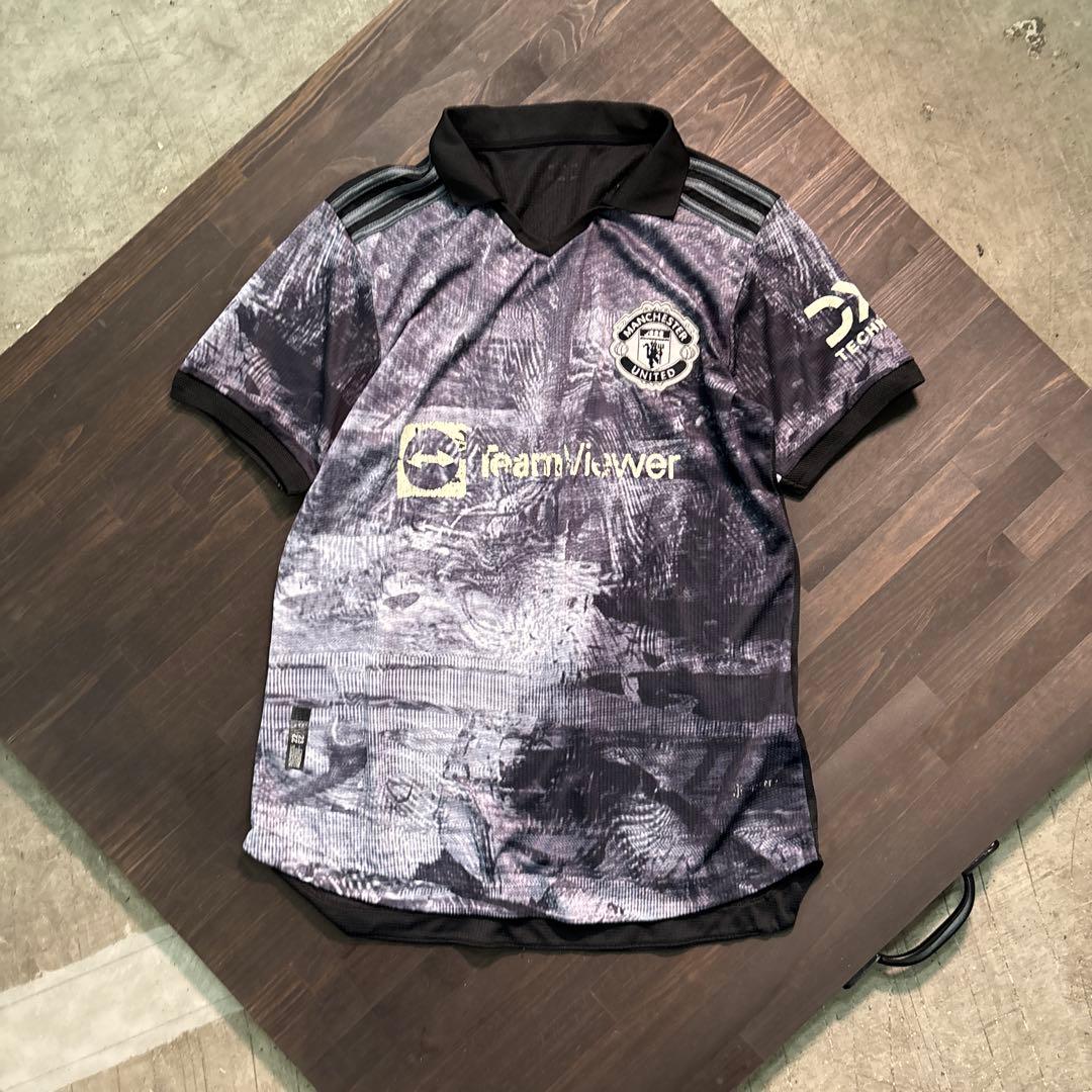 8SM1 【マンチェスターユナイテッド】襟付き　ゲームシャツ　古着used