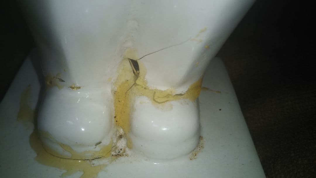 陶製「毛沢東(?)」喇叭(ラッパ)吹奏立像