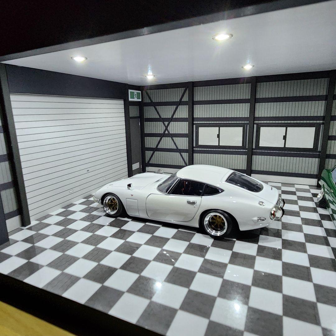 1/24 ミニカー　ガレージ　ジオラマ　ショーケース　LED照明　　ショールーム