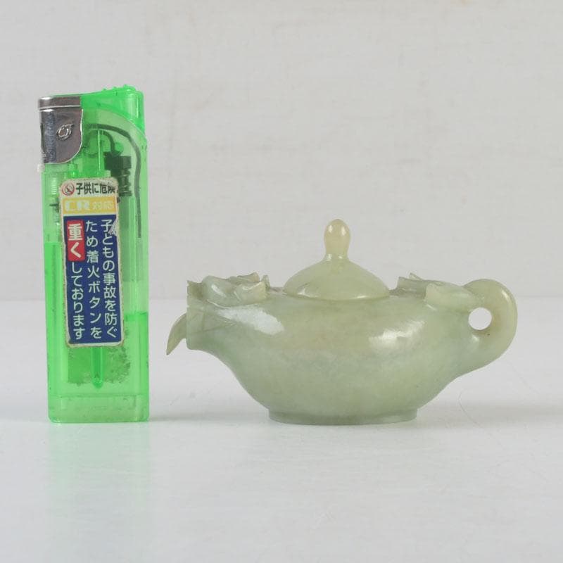 中国　書道具　玉石彫刻　神獣刻　水滴　V　9592