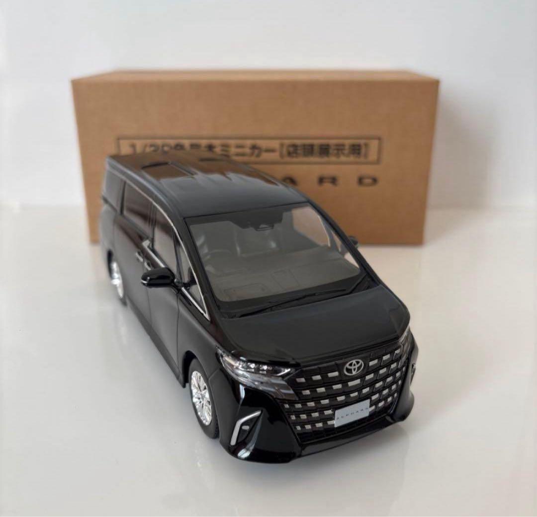 トヨタ 新型アルファード ミニカー カラーサンプル ブラック 黒【非売品】
