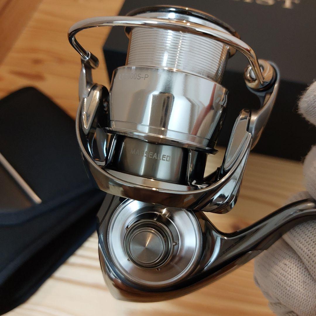 ダイワ 22 EXIST LT2000S-P 極美品