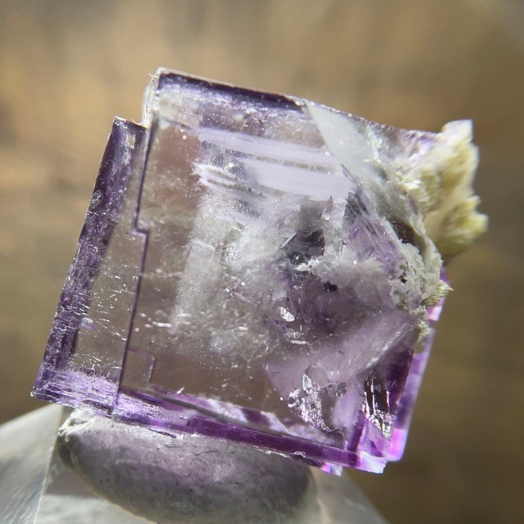 VIP-1003 中国　ヤオガンシャン産　フローライト原石＊ハイクリアパープル