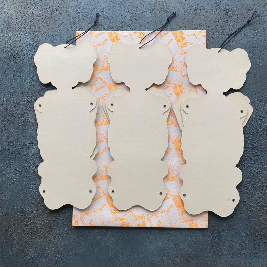 KAWS オリジナルフェイク 2007年 ハロウィンオーナメント 3体セット