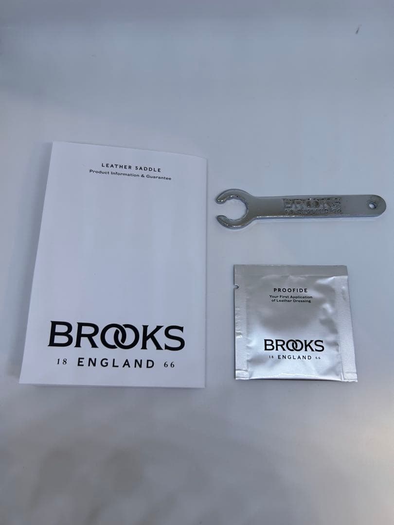 ブルックス　B-17フライヤーサドル　工具、専用オイル、説明書付き。
