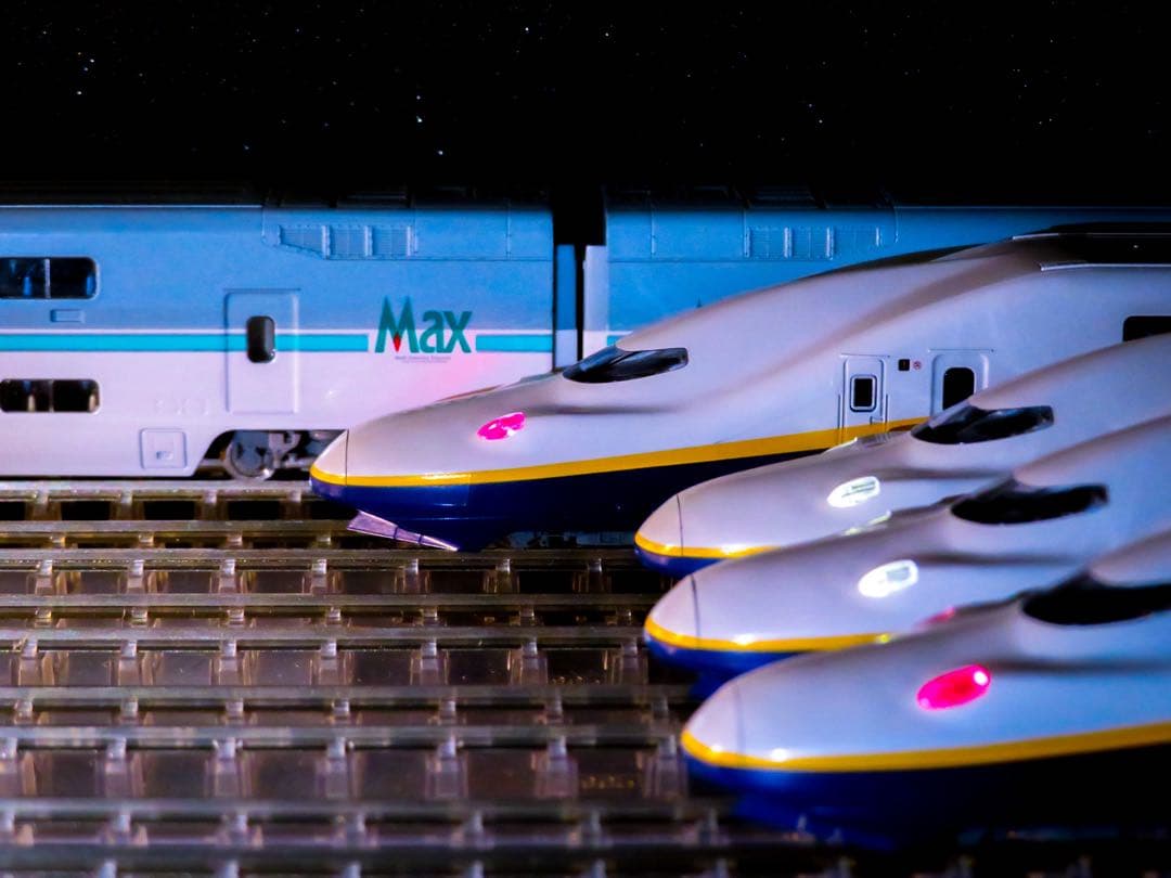 KATO E4系新幹線 Max 8両セット(最新ロット)【新品,未使用品】