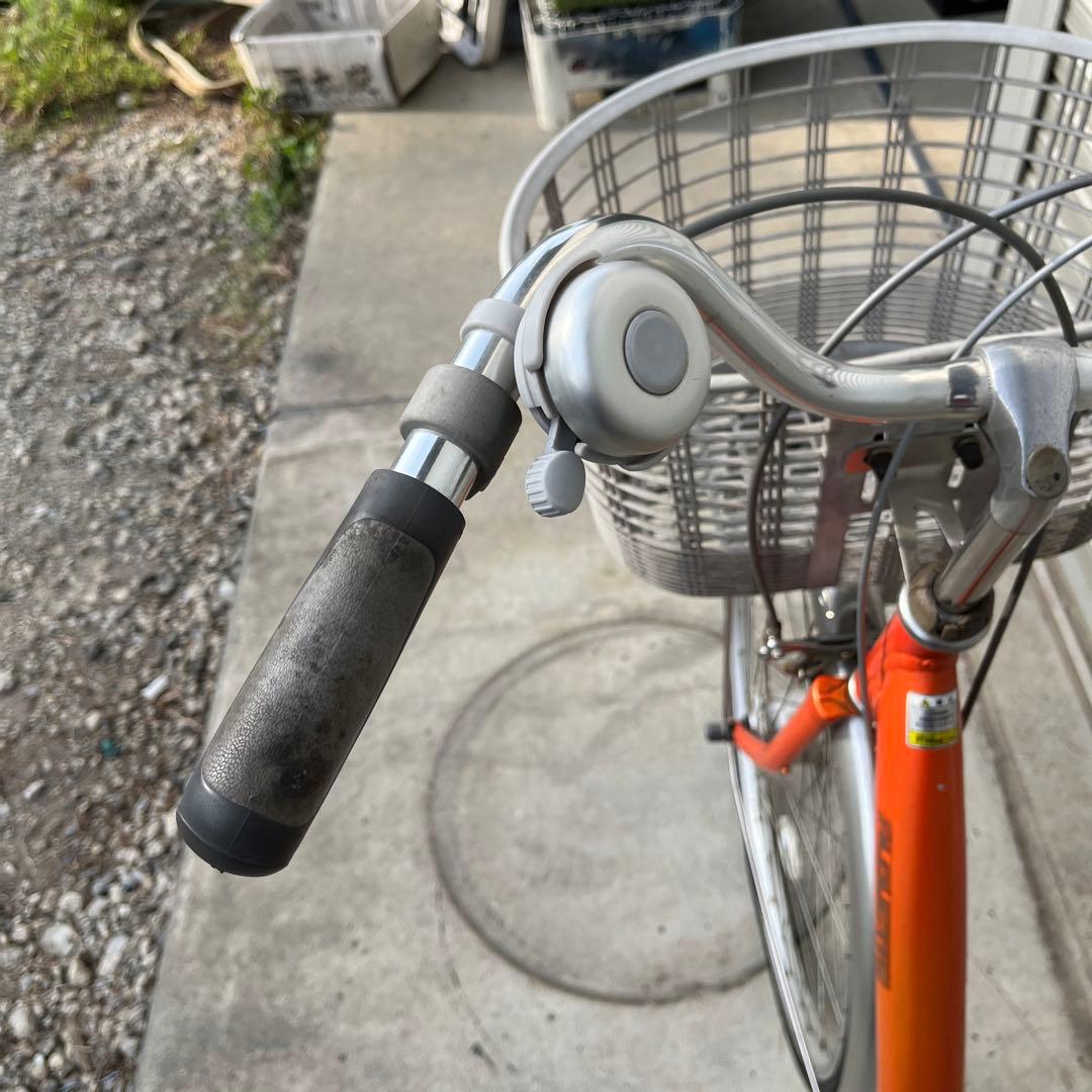 26インチオレンジ シティサイクル 前バスケット付き
