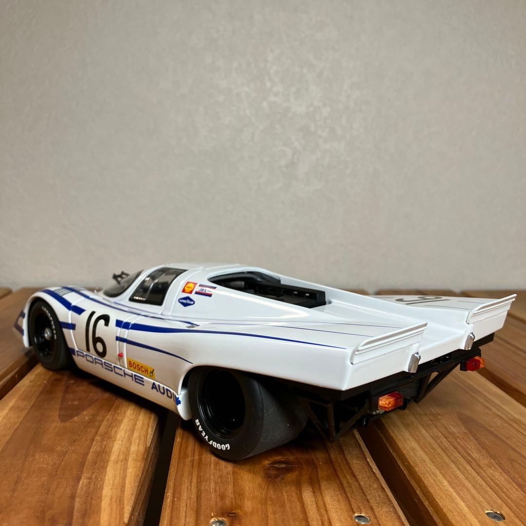 オートアート1/18 ポルシェ917K 12HRS SEBRING '70#16