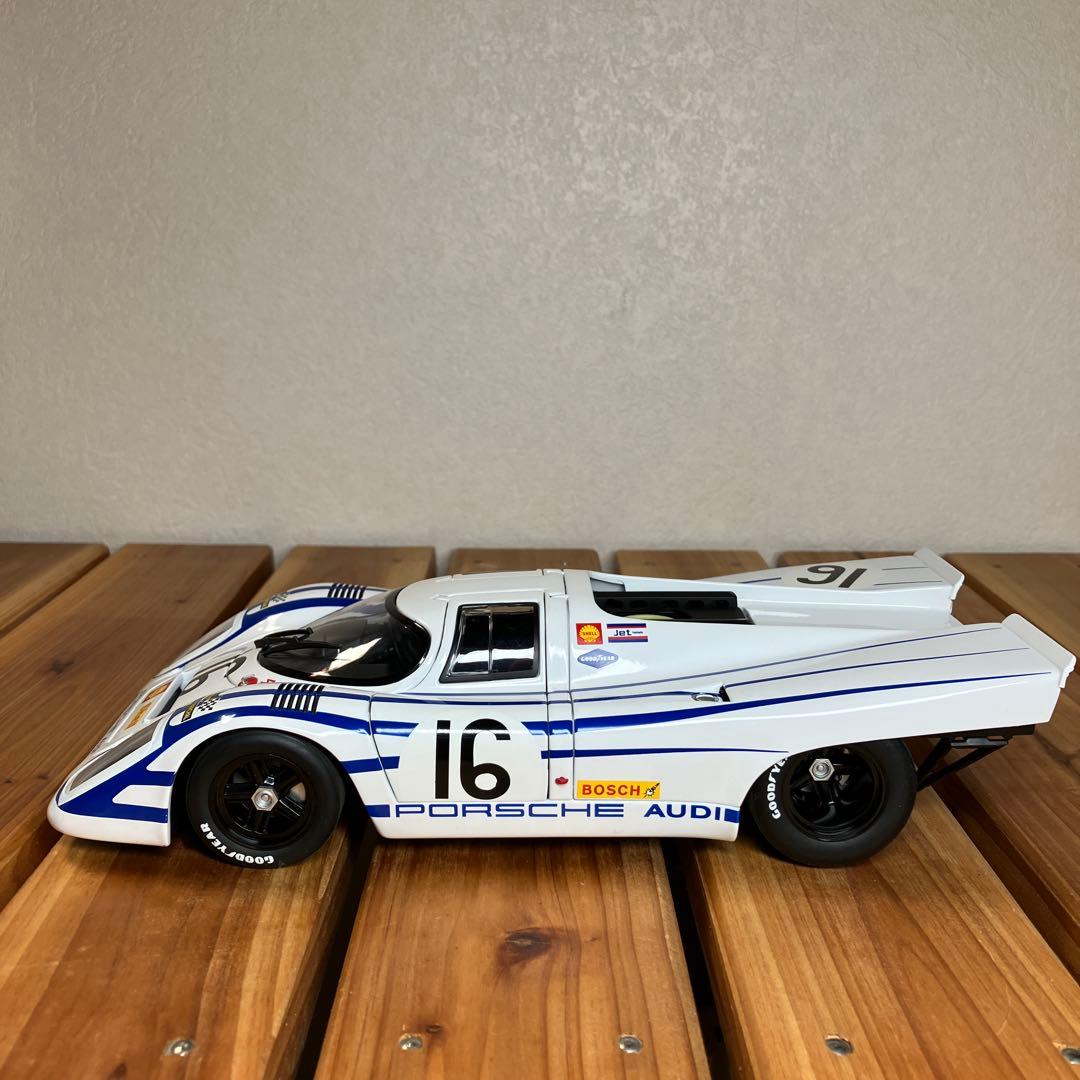 オートアート1/18 ポルシェ917K 12HRS SEBRING '70#16