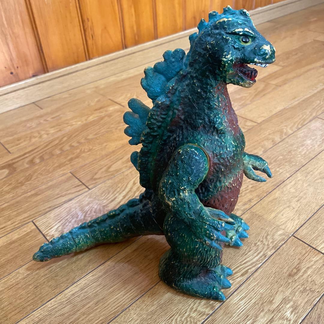 ゴジラ　フィギュア