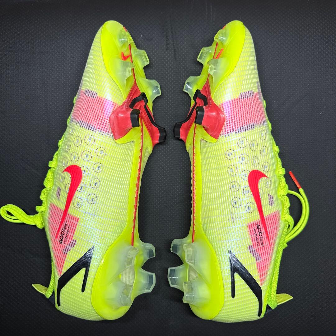 ナイキマーキュリアルFG