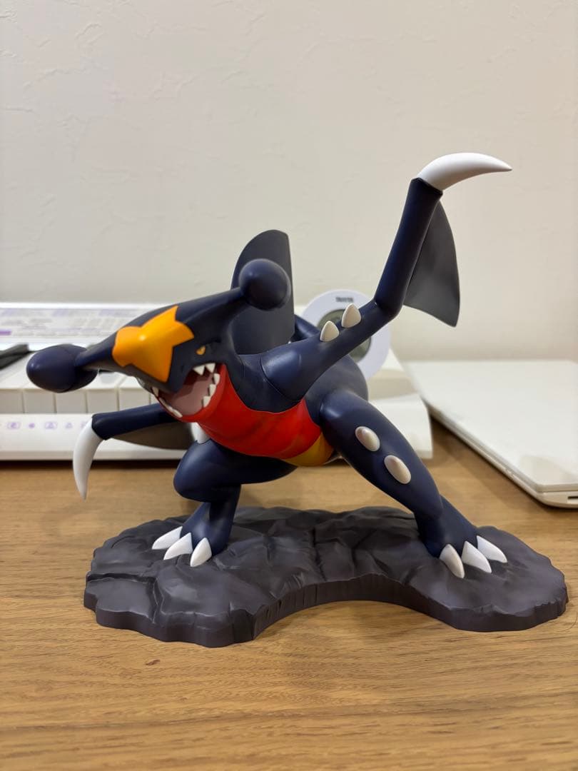 ARTFX J ポケットモンスターシリーズ シロナ ガブリアス　色紙付き