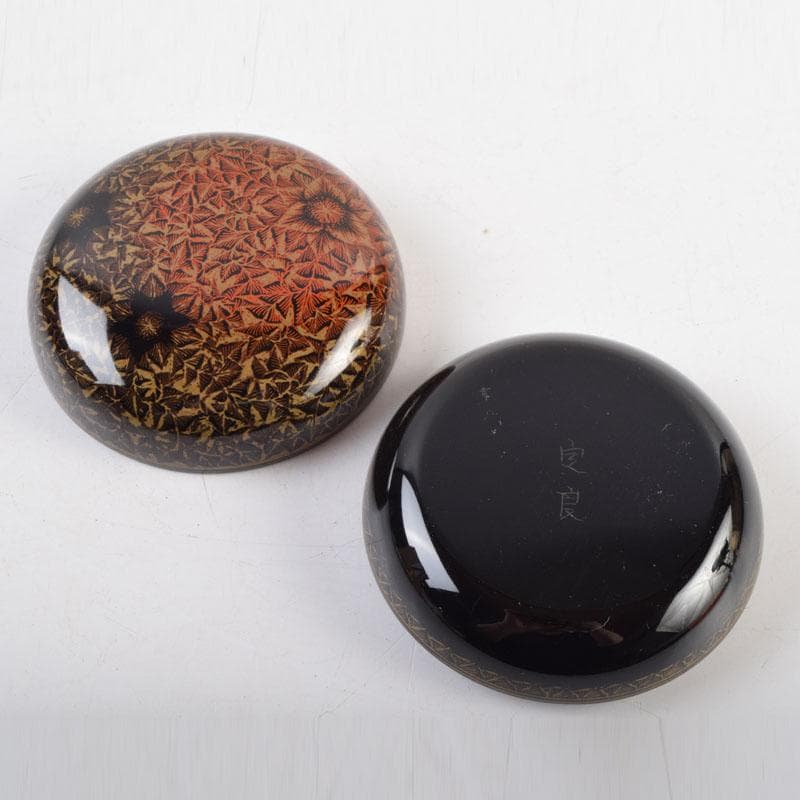 茶道具　一宮定良作　蒟醤（キンマ）塗　香合　共箱　V　9035