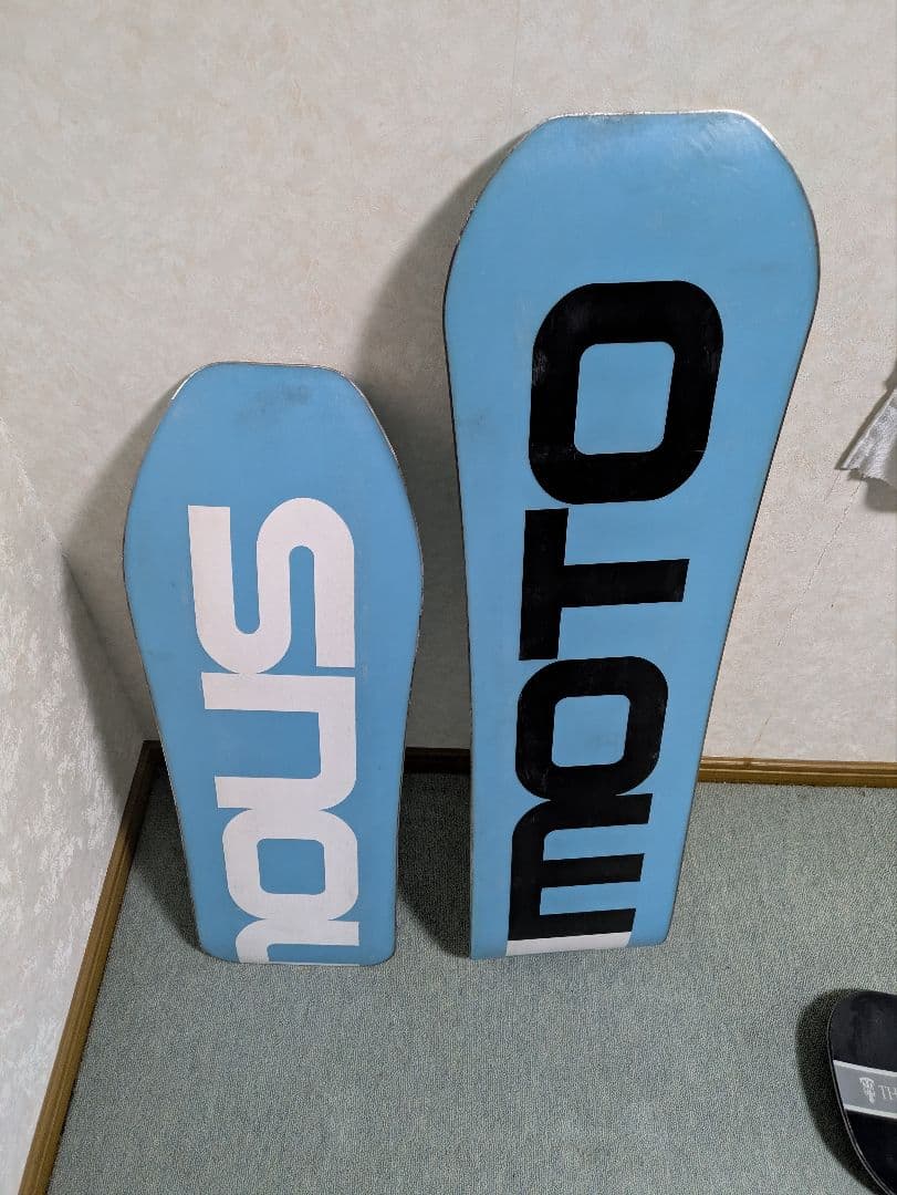 スノーモト　スノースクート　1月末まで90000円から83000円に値下げ