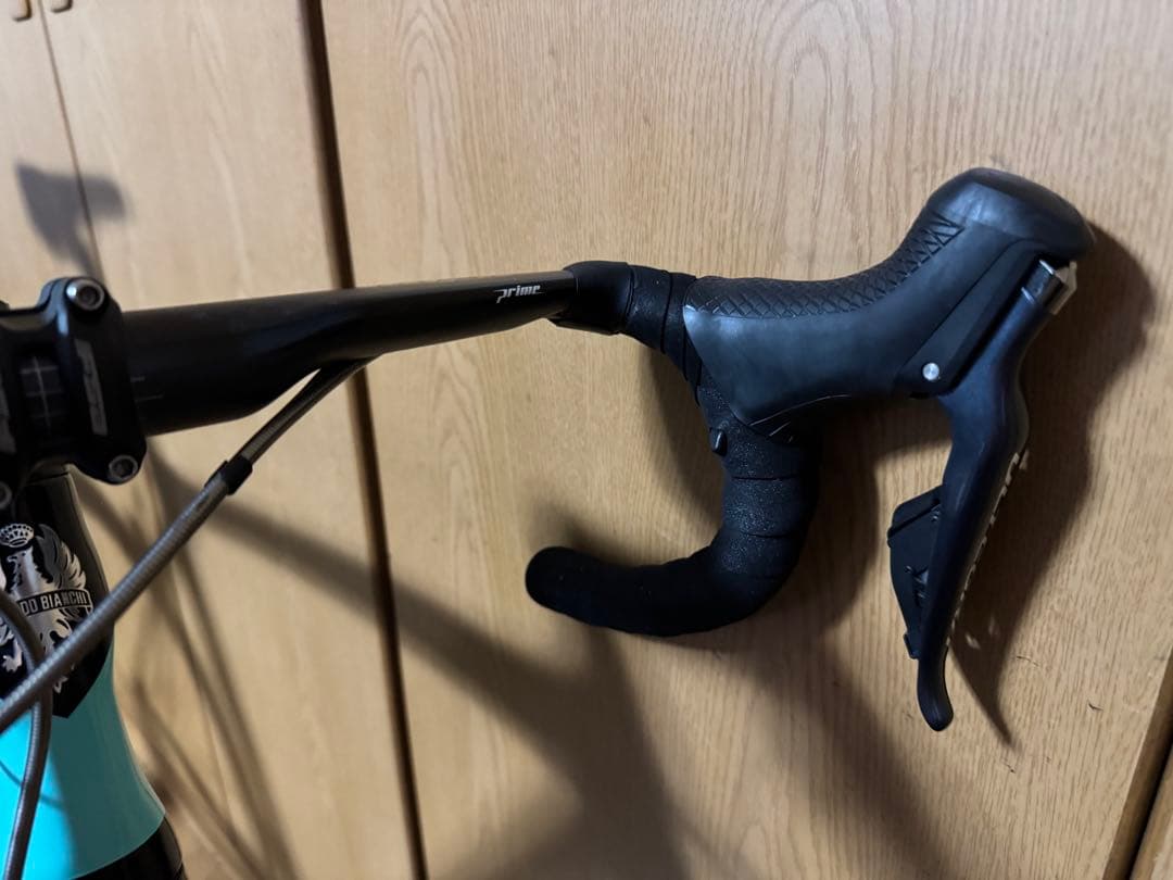 レース仕様！BIANCHI OLTRE XR3 Di2 レーシングゼロカーボン