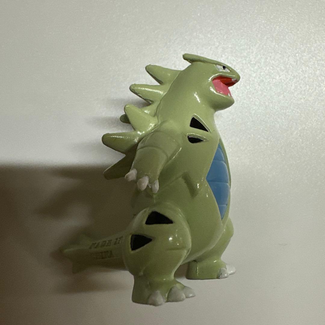 ポケモン【初期】 モンコレ　ヨーギラス　バンギラス