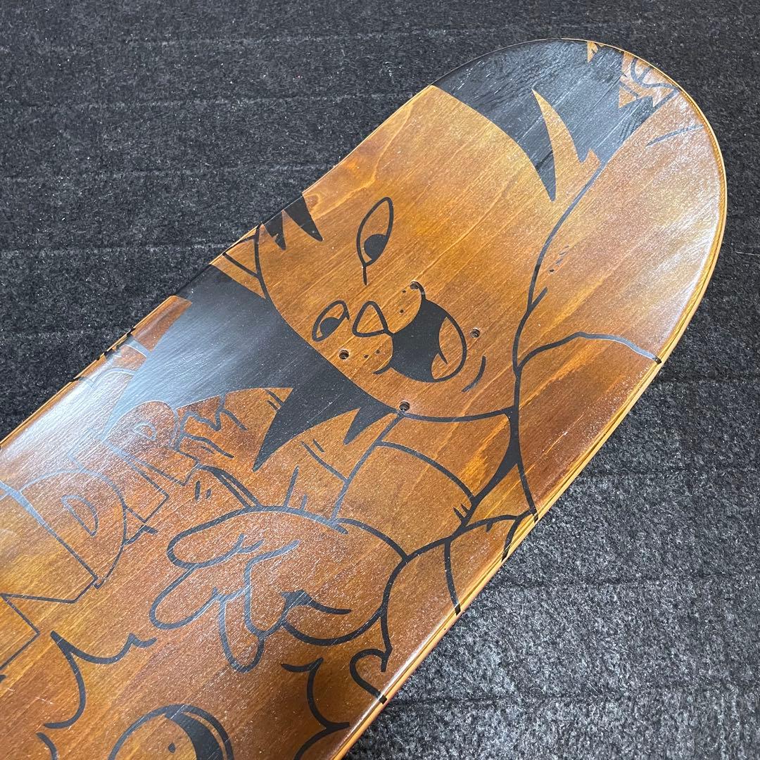 スケートボードデッキ　スケボーデッキ　RIPNDIP 8.25 未使用　スケボー