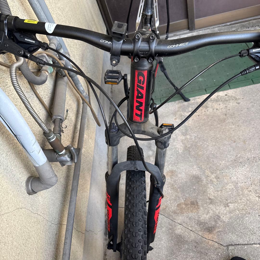 GIANT マウンテンバイク レッド/ブラック