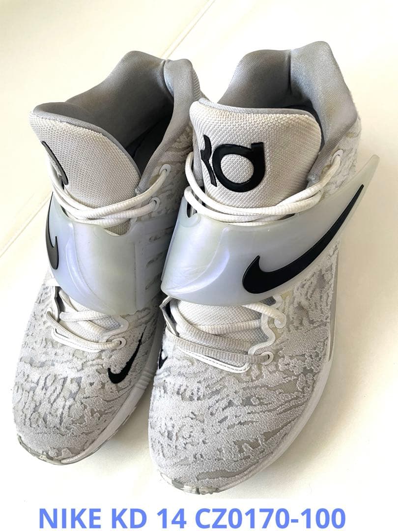 NIKE スニーカー　CZ0170-100 US12 ケヴィンデュラント