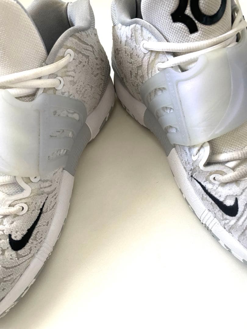 NIKE スニーカー　CZ0170-100 US12 ケヴィンデュラント