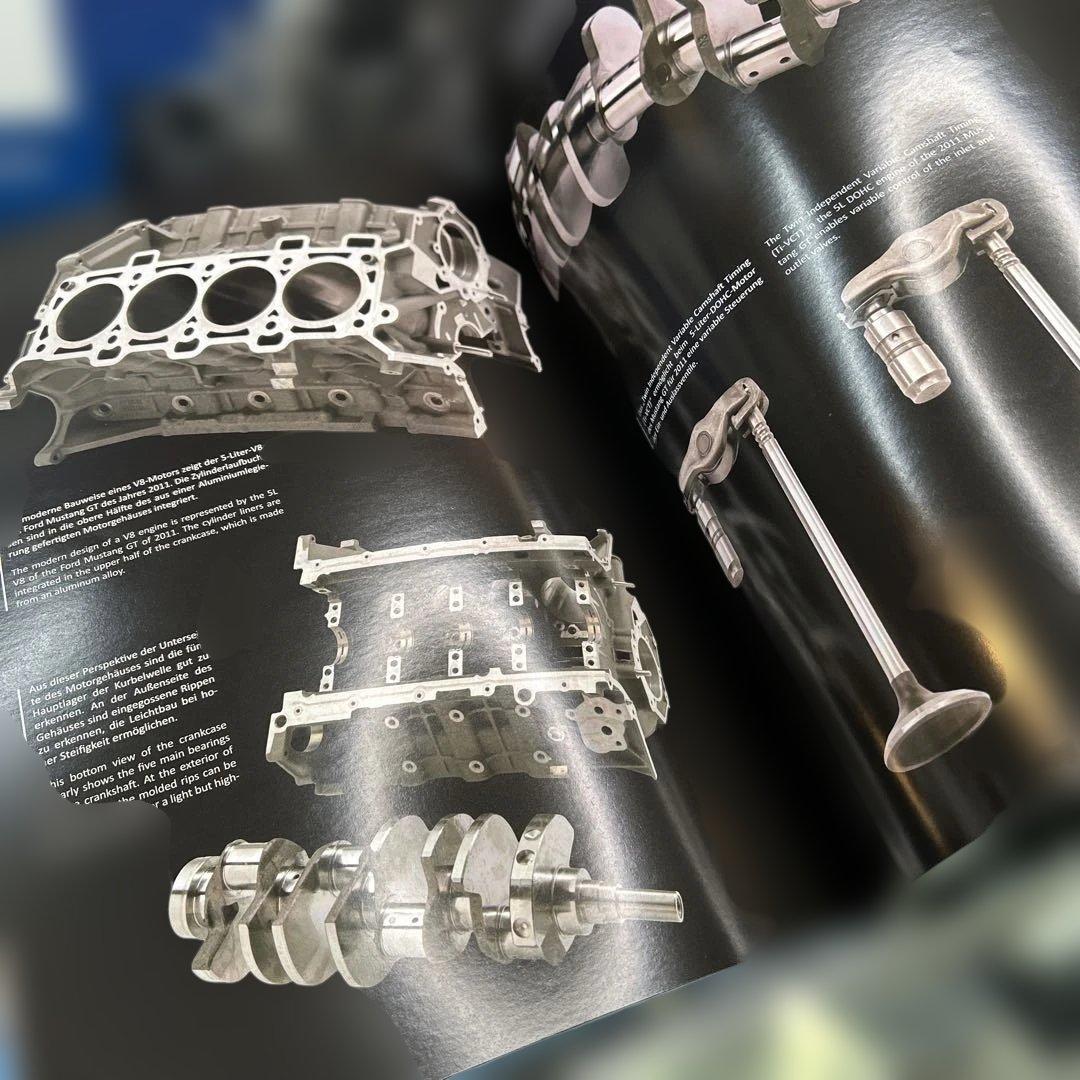 6974【未組立て】フォード マスタング V8 エンジン モデルキット 1:3