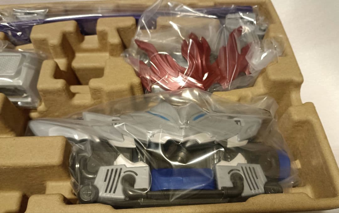 変身ベルト　ブリードガヴ　仮面ライダーガヴ　仮面ライダーカリエス　ゴチゾウ欠品