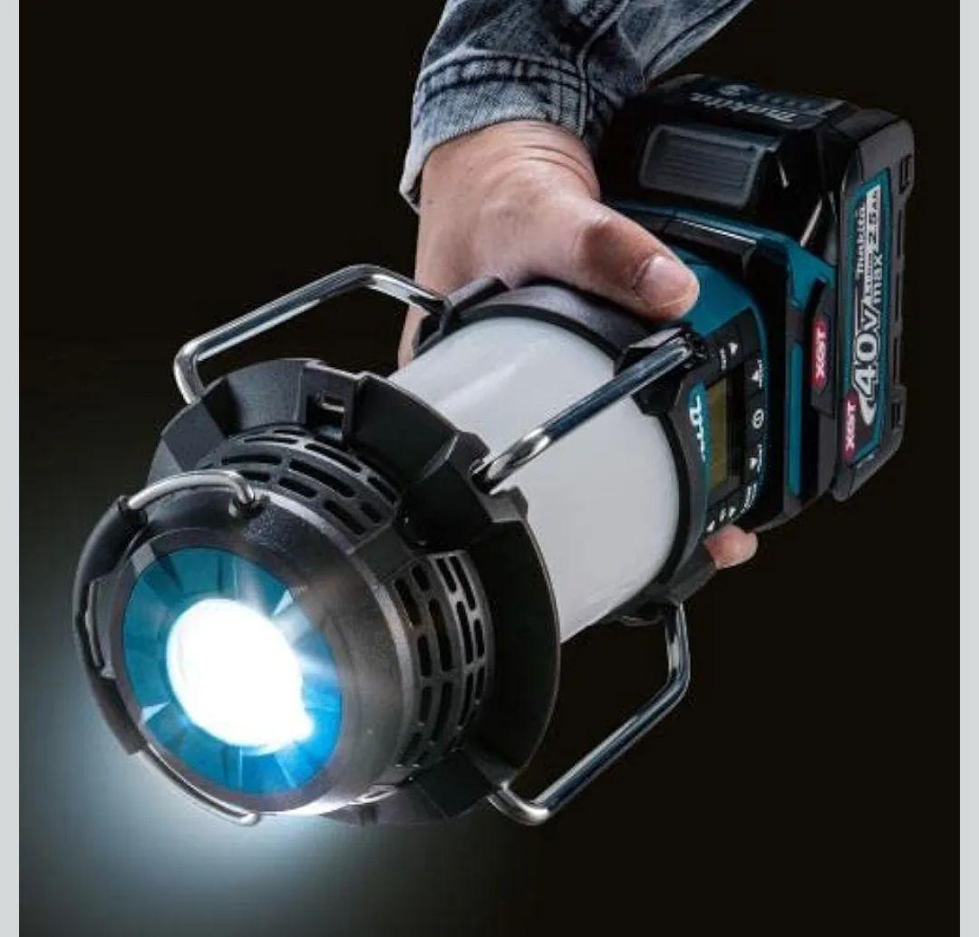 マキタ 充電式ランタン付ラジオ MR008G（本体のみ・未使用）