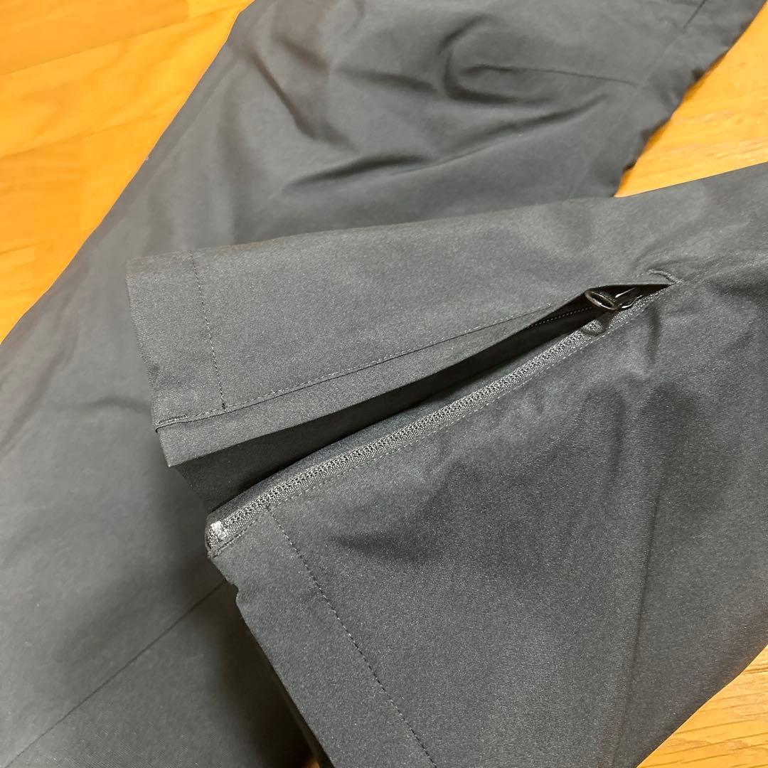 新品オークリースノーボードパンツXLサイズ（US Lサイズ）ブラックOakley