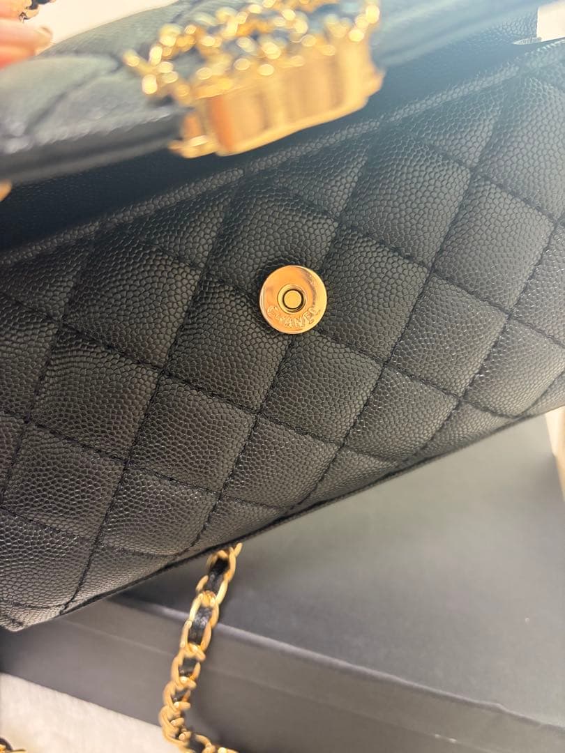 CHANEL ブラック キルティング バッグ