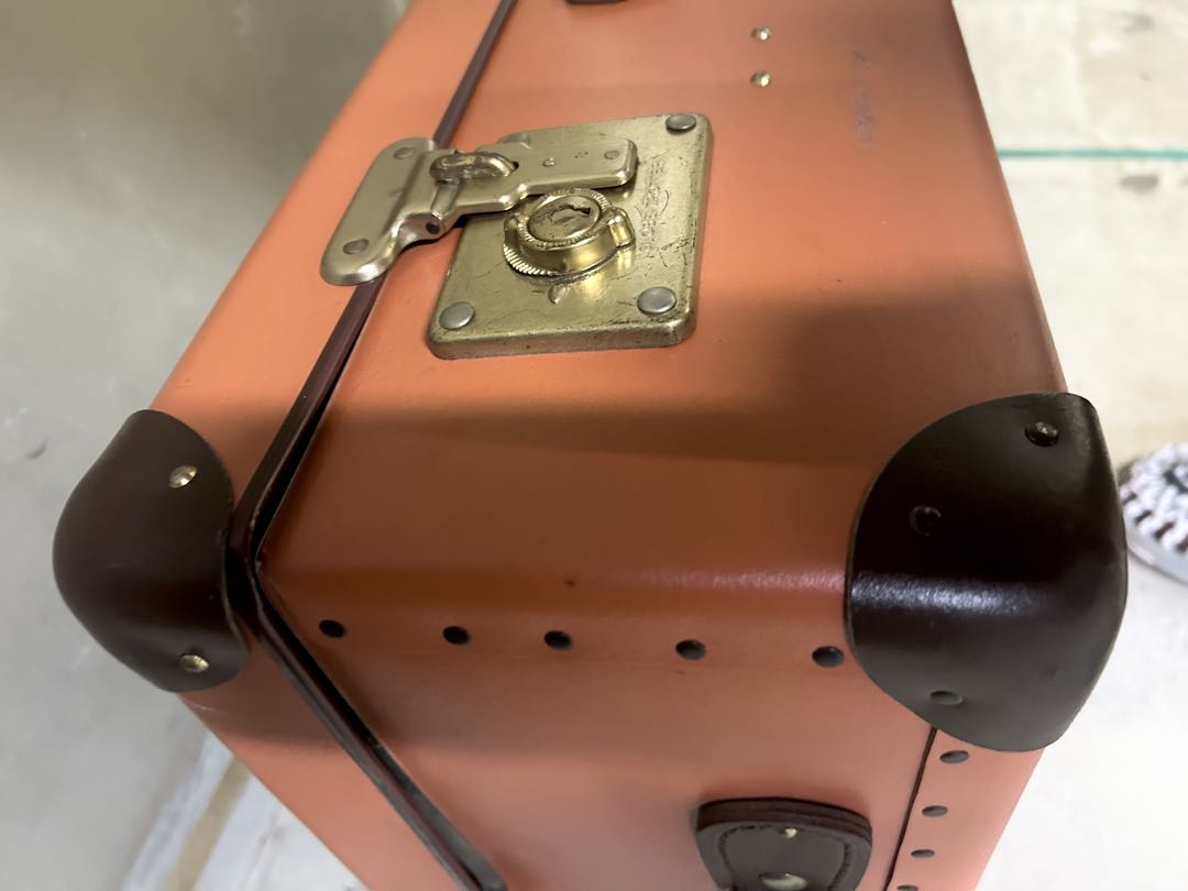 ◆グローブトロッター難有り品◆今の定価269,500円の物です★