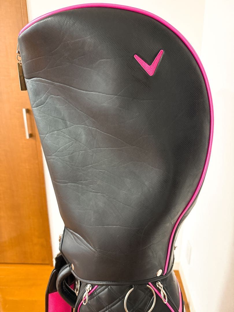 美品　Callaway キャディバッグ 黒/ピンク