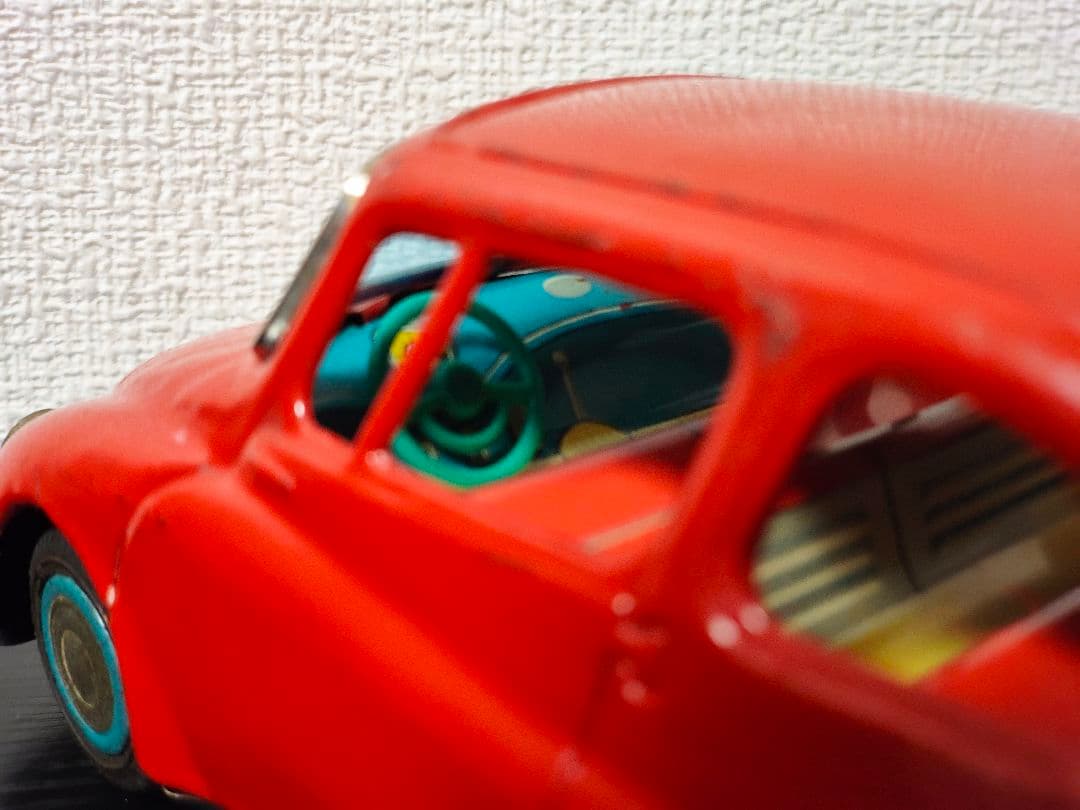 BANDAI　バンダイ　SUBARU　スバル360　左ハンドル　ブリキ　赤色