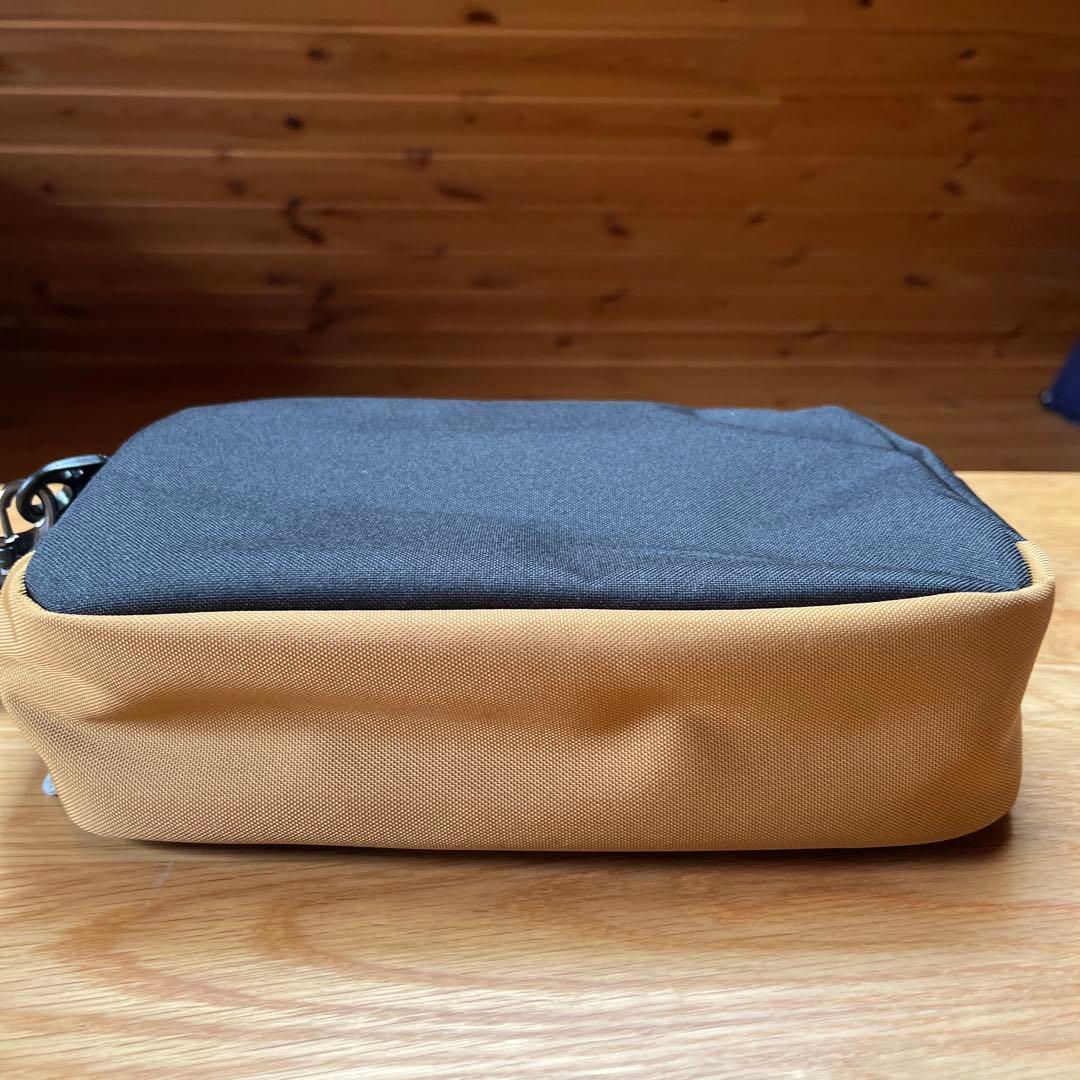 pacsafe GOクロスボディショルダーバッグ