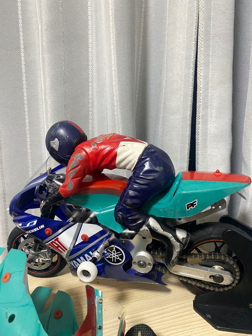 ThunderTiger 1/5 R1 R/C ラジコンバイク