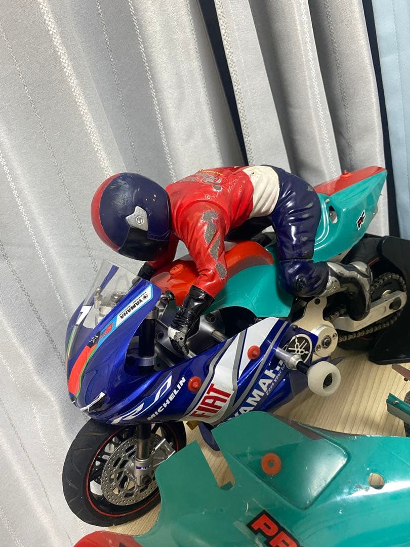 ThunderTiger 1/5 R1 R/C ラジコンバイク