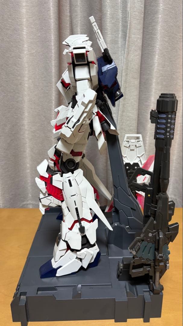 【ジャンク】　PG ユニコーンガンダム　完成品