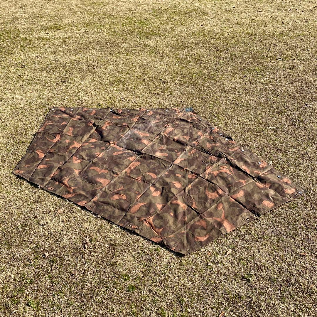 3*1様 ハンガリー軍　軍幕②　ポンチョ　２枚　ポール・ペグセット　ワンポールテ