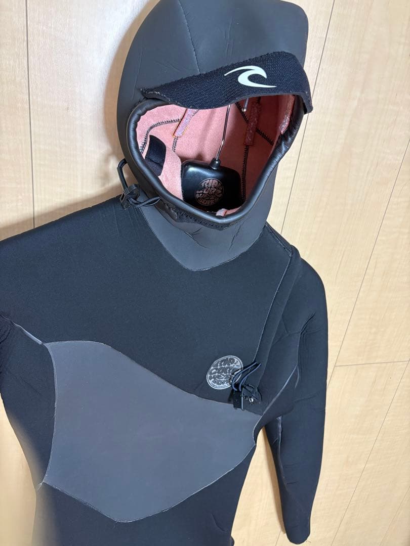 Rip Curl 6/4mmセミドライ E5 flash bom