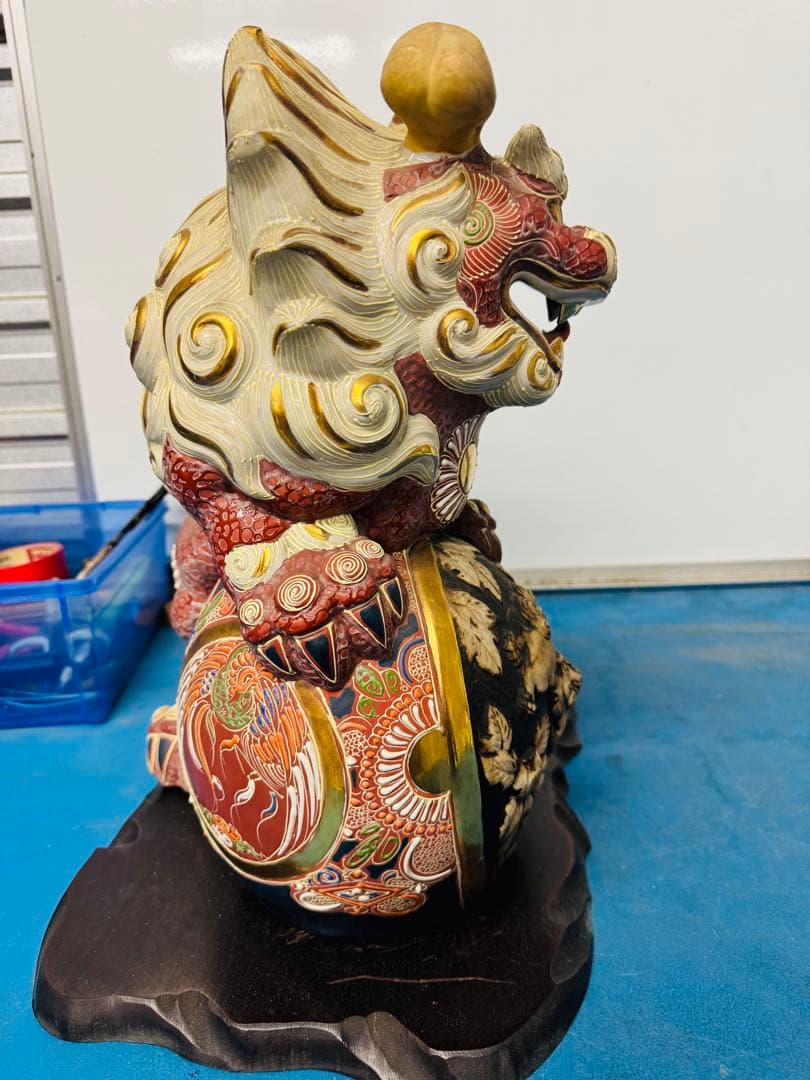 九谷焼 獅子 シーサー 高さ約40cm 大きめ 縁起物 伝統工芸品　置き物